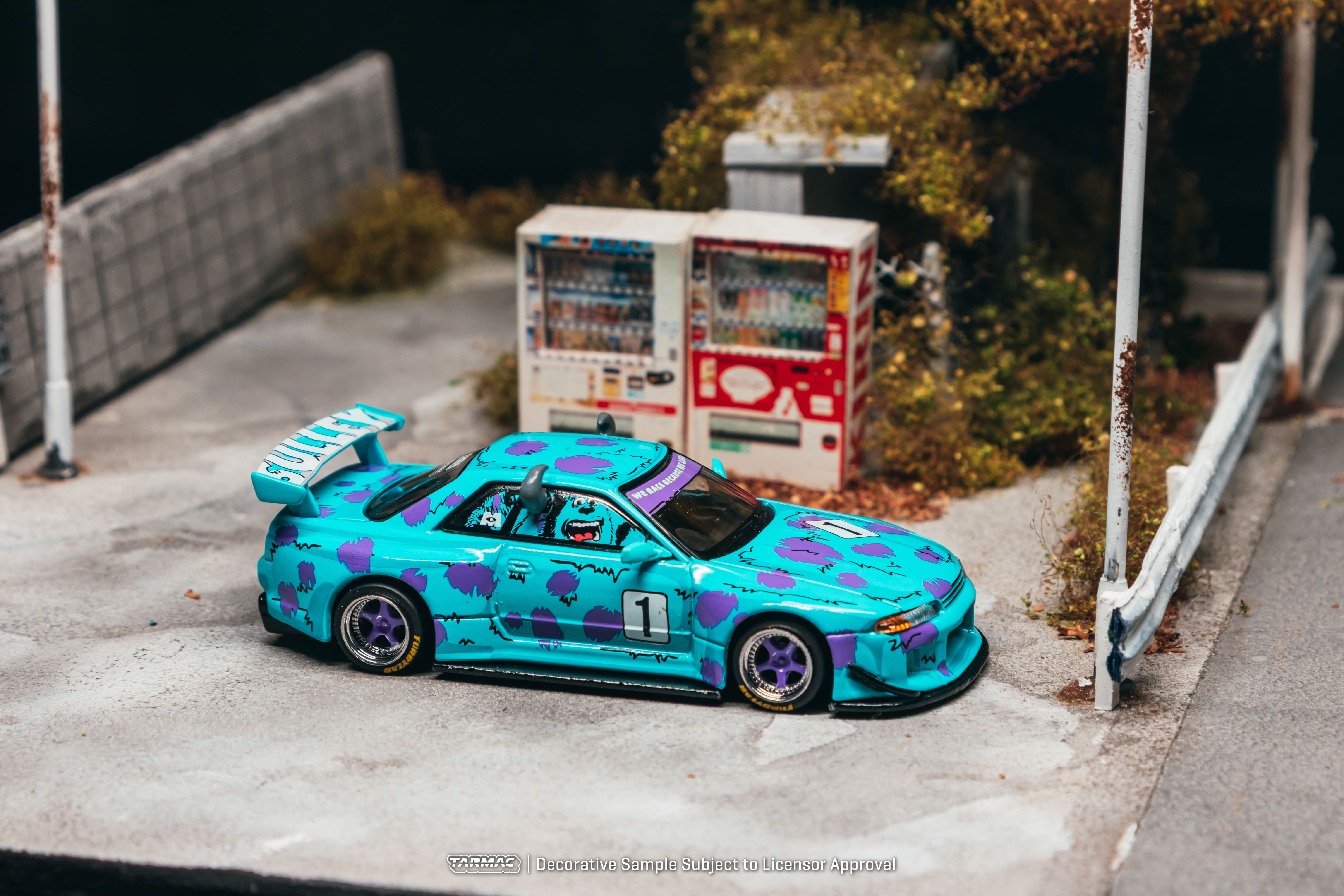 Nissan Skyline (R32) Widebody Designed By Jon Sibal *Sulley* blue/purple 1:64 Tarmac