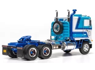 Ford WT-9000 Tractor Truck 1973 blue/white 1:43 Ixo Models