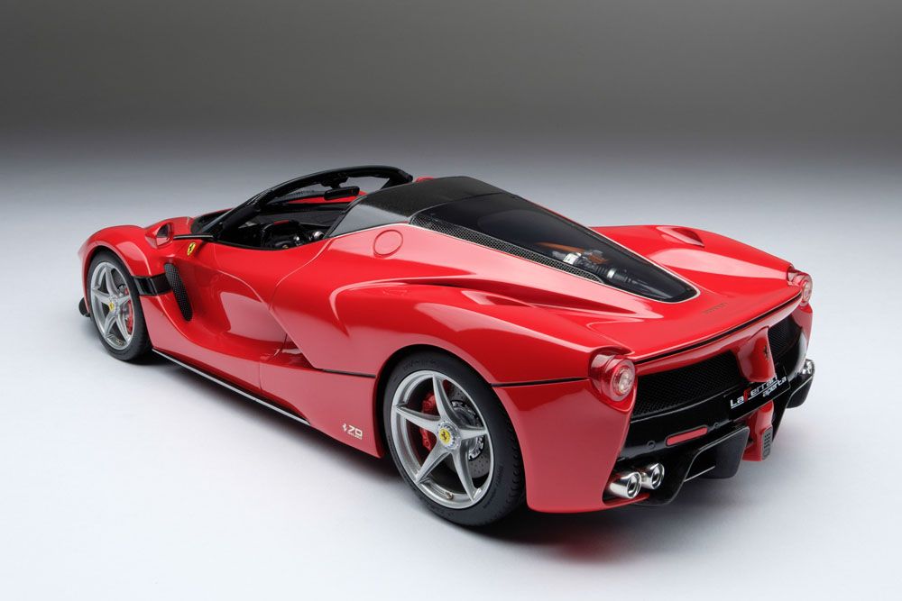Ferrari LaFerrari Aperta red 1:18 Amalgam