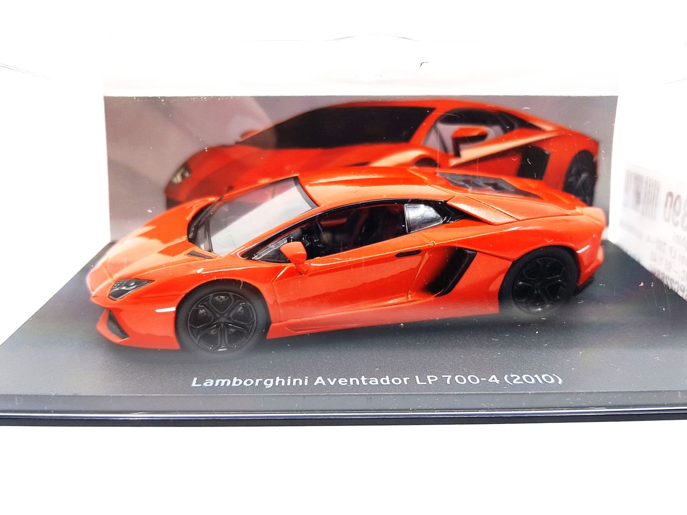 Lamborghini Aventador LP 700-4 2010 orange 1:43 Altaya