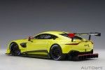 Aston Martin Vantage GTE Le Mans PRO 2018 presentation car green with stripes/accents 1:18 AUTOart