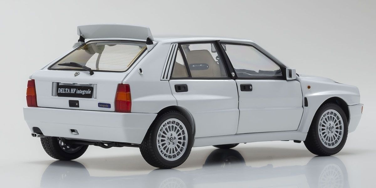 Lancia Delta white 1:18 Kyosho