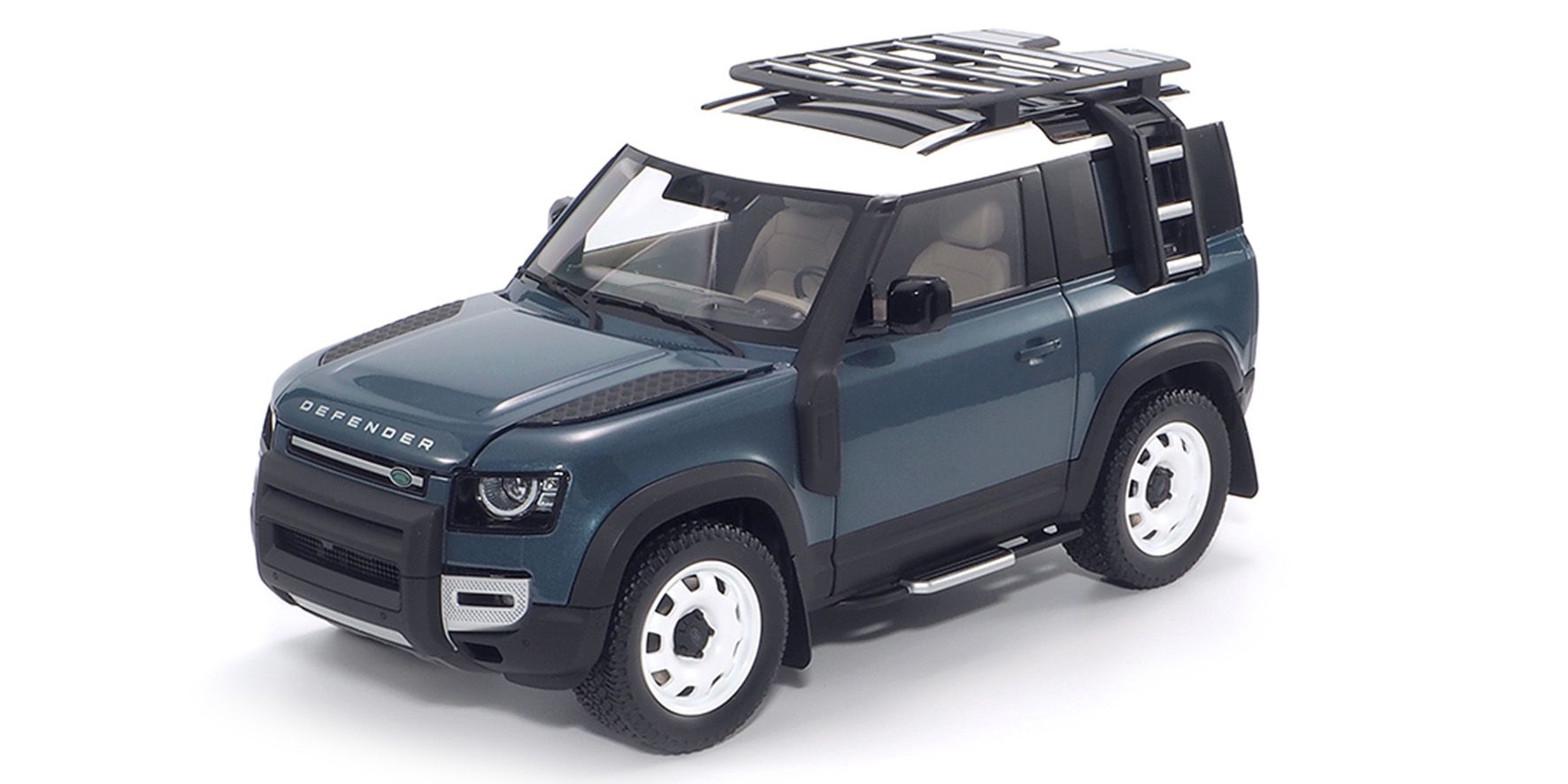 Land Rover Defender 90 2020 tasman blue 1:18 Almost Real