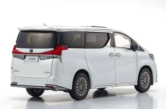 Lexus LM300h white pearl CS 1:18 Kyosho