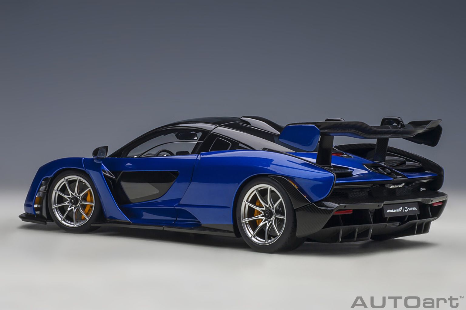 McLaren Senna 2018 trophy kyanos/blue 1:18 AUTOart