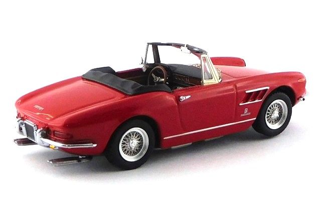 Ferrari 330 GTS 1967 red ruote a raggi 1:43 Best Model