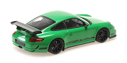 Porsche 911 GT3 RS 2007 green 1:18 Minichamps