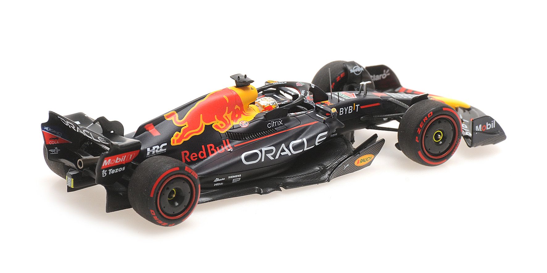 Oracle Red Bull Racing RB18 #1 M.Verstappen Winner Spanish GP 2022 1:43 Minichamps