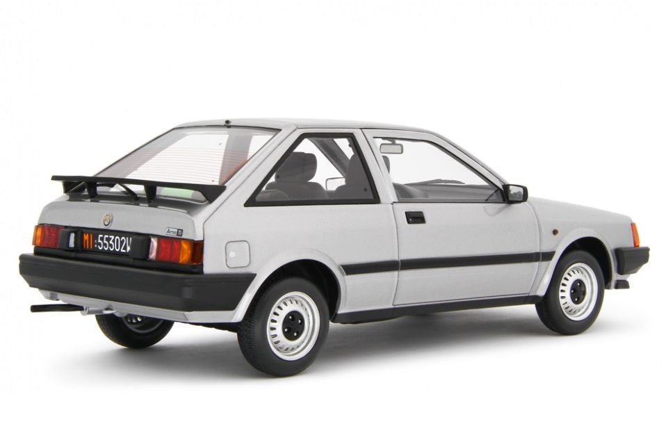 Alfa Romeo ARNA T.I. 1984 silver 1:18 Laudoracing Model