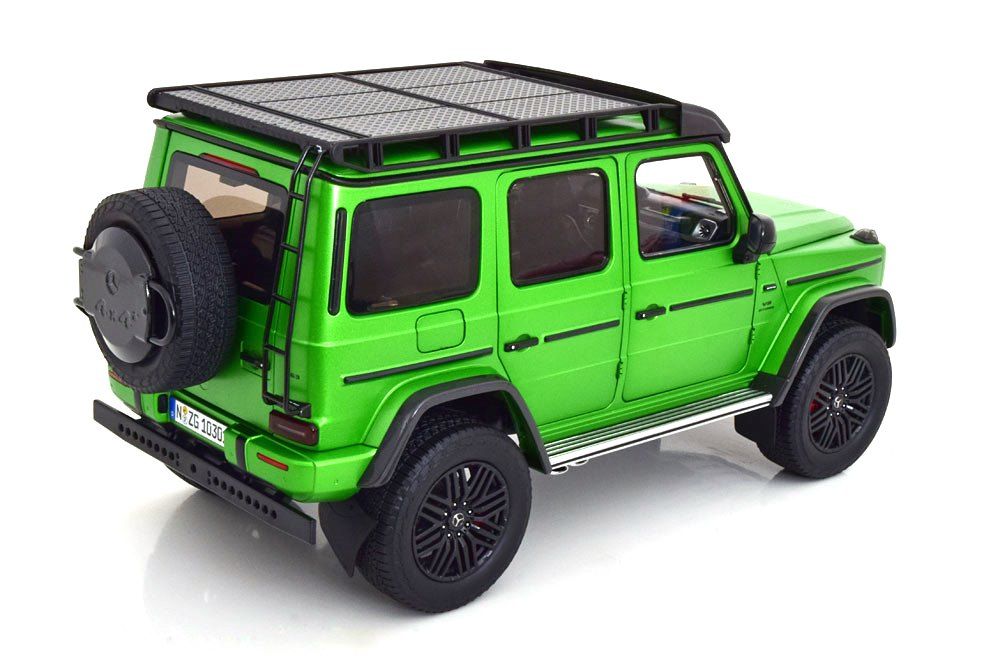 Mercedes-Benz G-Class 4x4² Offroad 2022 green 1:12 NZG