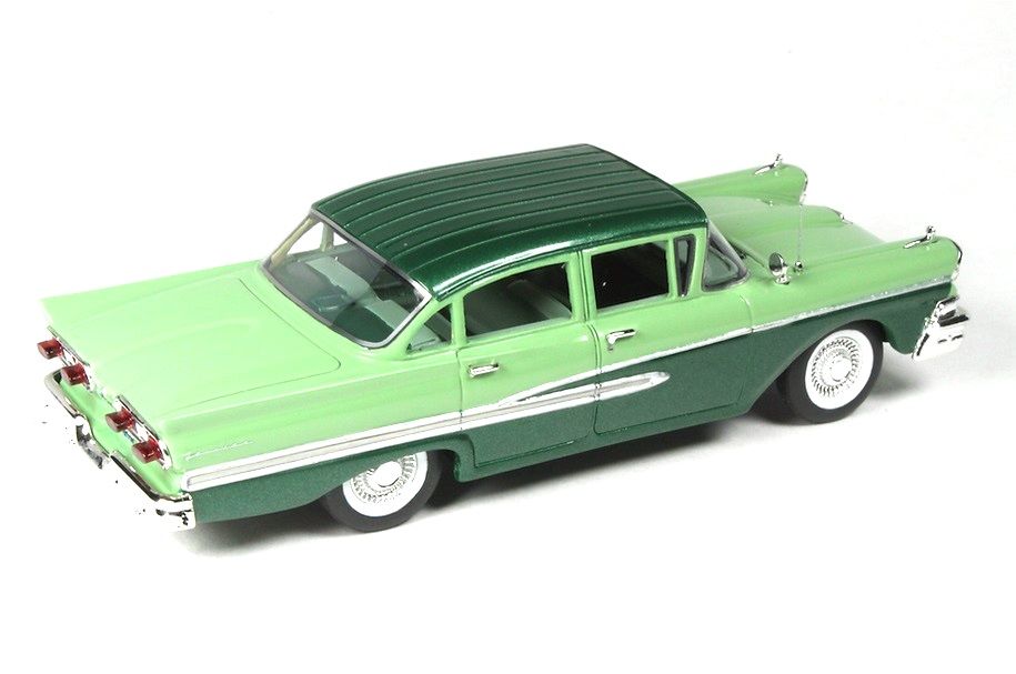 Ford USA 300 Custom 1958 green 1:43 Goldvarg Collection