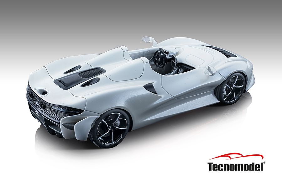 McLaren ELVA 2020 pearl white 1:18 Tecnomodel