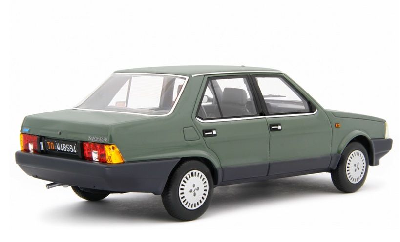 Fiat Regata 70S 1983 green 1:18 Laudoracing Model