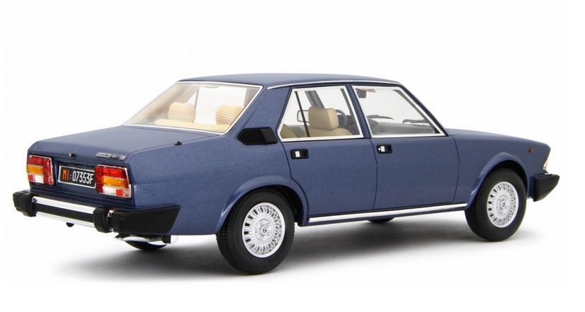 Alfa Romeo 6 2.5 1979 blue metallic 1:18 Laudoracing Model