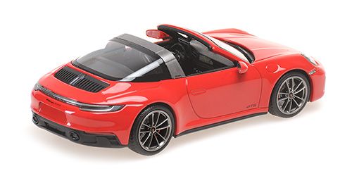 Porsche 911 992 Targa 4 GTS 2022 red 1:43 Minichamps