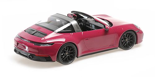 Porsche 911 992 Targa 4 GTS 2021 Rubystar 1:18 Minichamps 