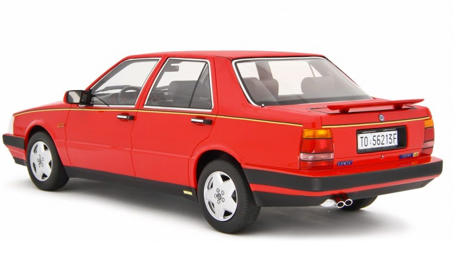 Lancia Thema 8.32 1986 rosso ferrari 1:18 Laudoracing Model