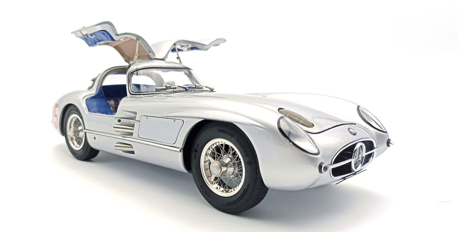Mercedes-Benz 300 SLR Coupe #15 Großer Preis von Schweden 1955 1:18 CMC