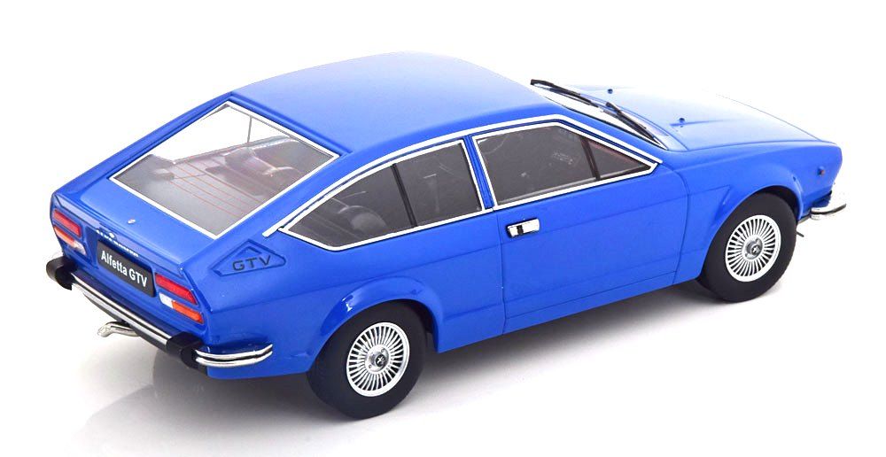 Alfa Romeo Alfetta 2000 GTV 1976 blue 1:18 KK Scale