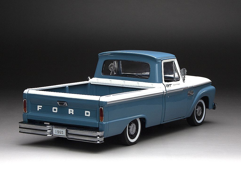Ford F-100 Custom Cab Pickup 1965 blue/white 1:18 Sun Star