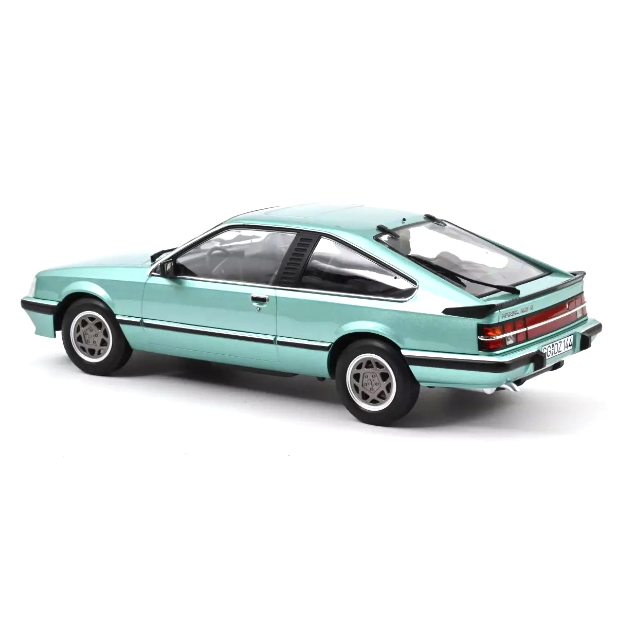 Opel Monza 2.5E 1983 Beryll green metallic 1:18 Norev