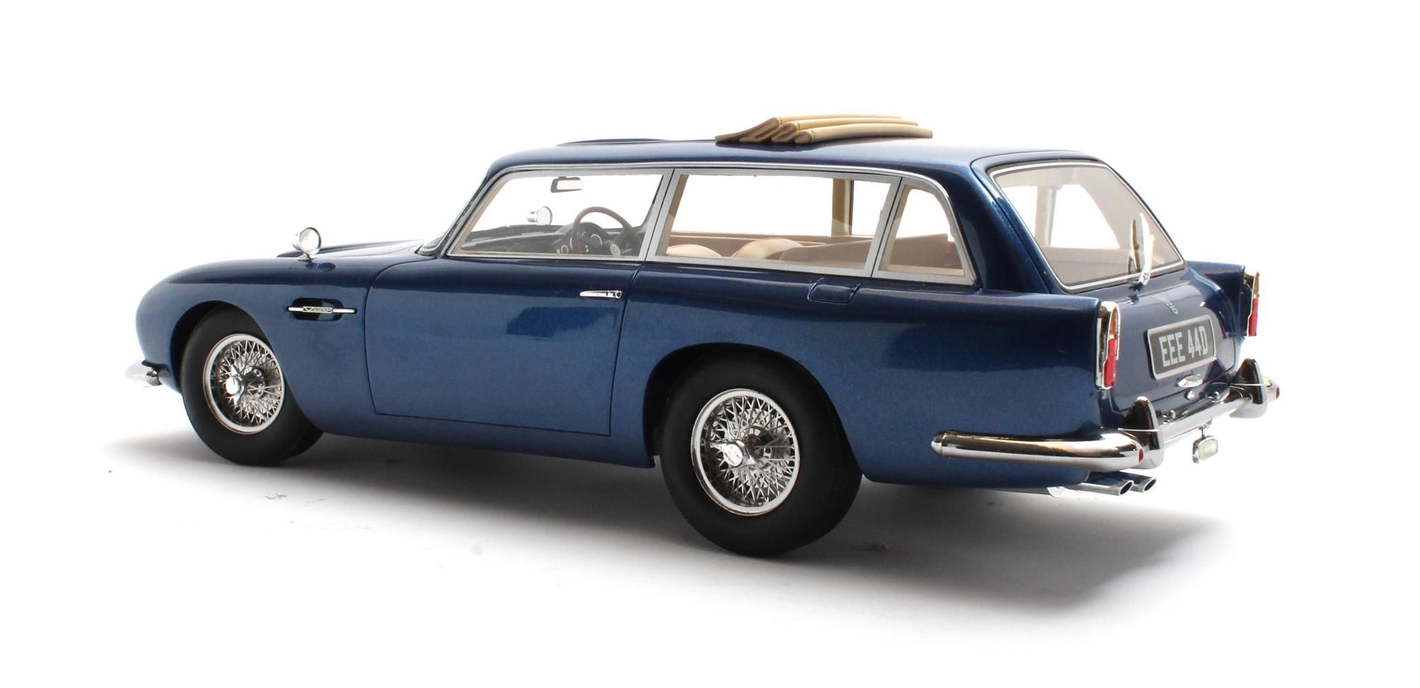 Aston Martin DB5 Shooting Brake by Harold Radford 1964 blue metallic 1 1:18 Cult Scale Models