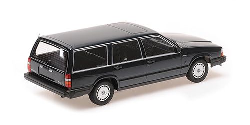 Volvo 740 GL Break 1986 dark green metallic 1:18 Minichamps 