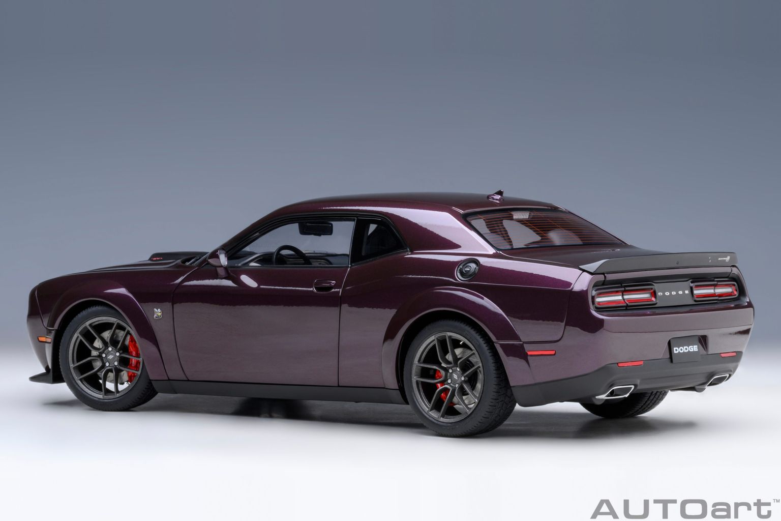 Dodge Challenger R/T Scat Pack Shaker Widebody 2022 hellraisin 1:18 AUTOart