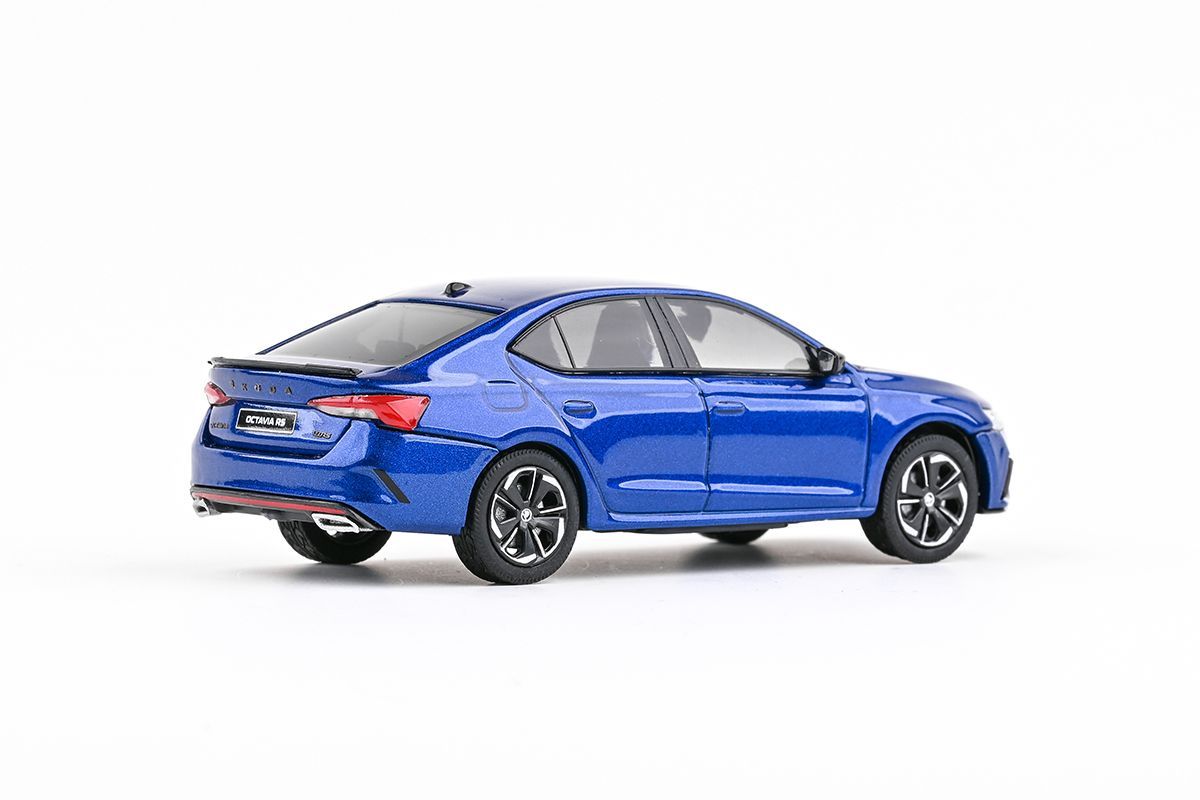 Škoda Octavia IV RS 2020 modrá nightfire metalíza 1:43 Abrex