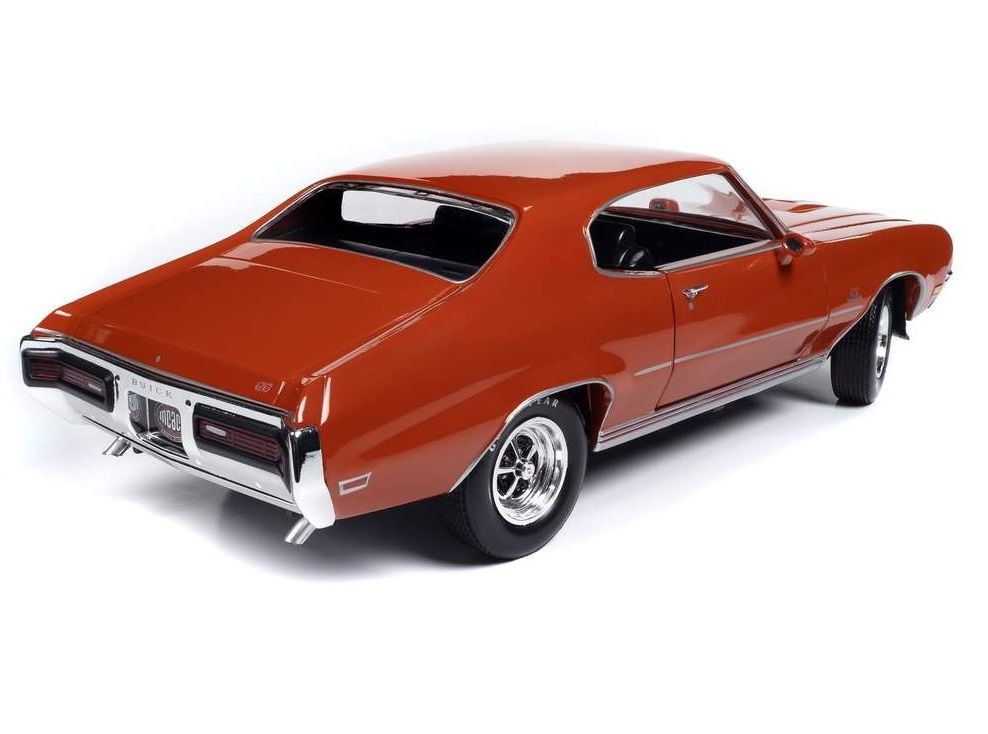 Buick GS Hardtop 1972 flame orange 1:18 Auto World