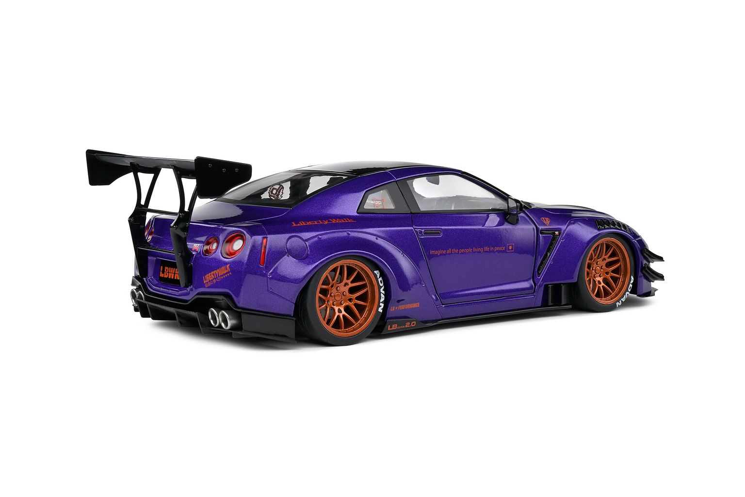 Nissan GT-R R35 Liberty Walk Body Kit 2.0 Coupe 2022 purple 1:18 Solido