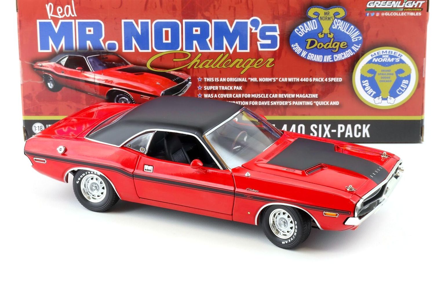 Dodge Challenger R/T 440 Six-Pack *Mr. Norm's Grand Spaulding Dodge* 1970 red/black interior 1:18 Greenlight