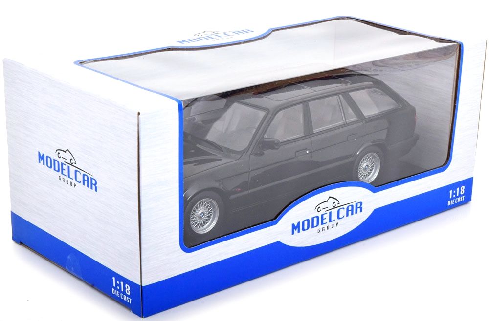 BMW 5er (E34) Touring 1991 black 1:18 MCG Modelcar Group