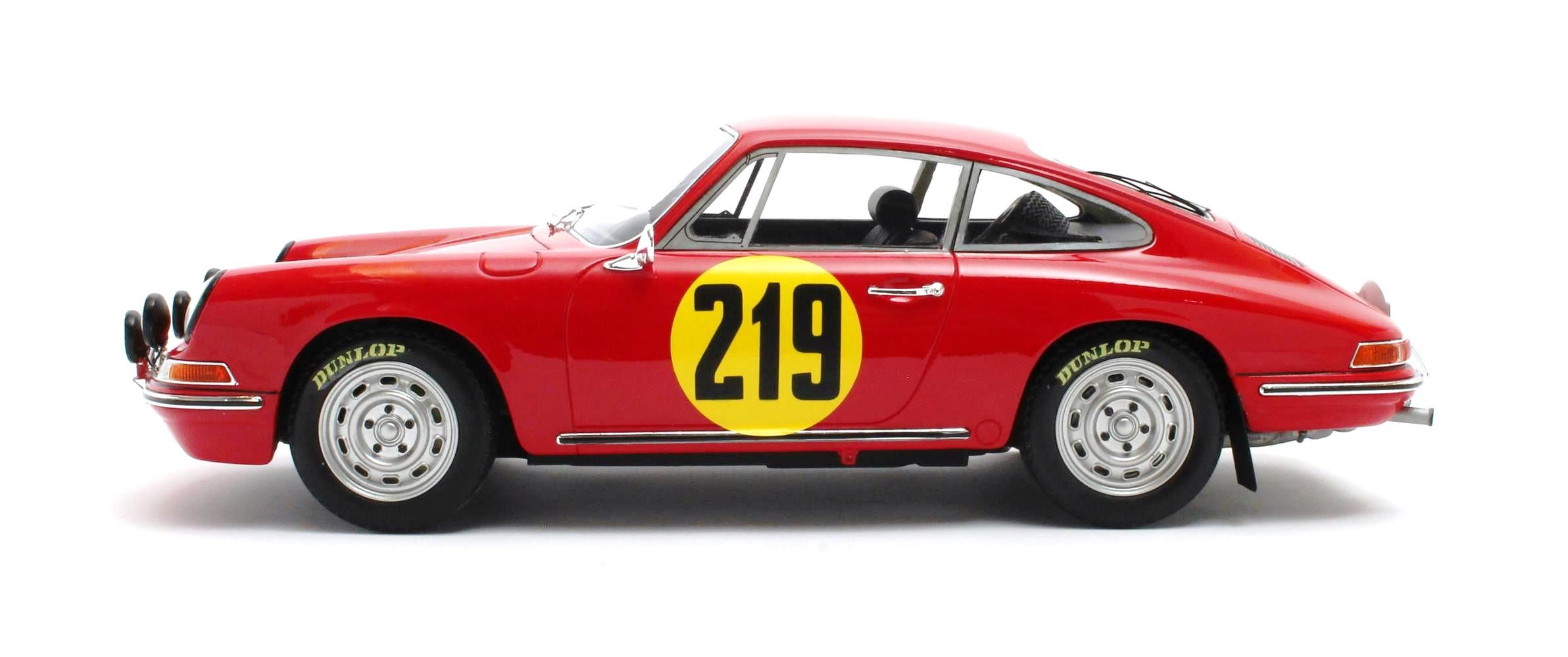 Porsche 911S 2.0L Coupe #219 Elford/Stone 3rd Rally Monte Carlo 1967 1:18 Matrix Scale Models