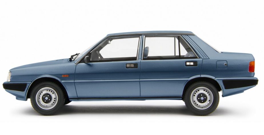 Lancia Prisma 1300 1985 Optional Decals blue metallic 1:18 Laudoracing Model 