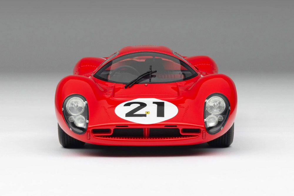 Ferrari 330 P4 #21 Ludovico Sacrfiotti/Mike Parkes 24h Le Mans 2.místo 1967 1:18 Amalgam