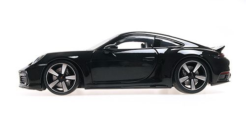 Porsche 911 992 Sport Classic 2022 black 1:18 Minichamps 