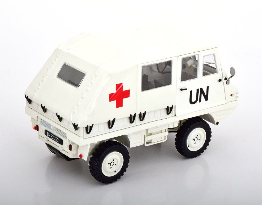 Steyr Puch Haflinger Un Ambulance 1975 white 1:18 Schuco