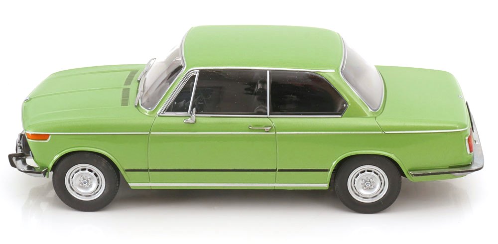 BMW L2002 tii 2.Series 1974 green metallic 1:18 KK Scale
