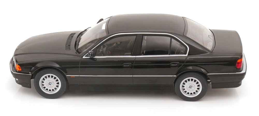 BMW 740i E38 1994 black metallic 1:18 KK Scale