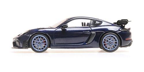 Porsche Cayman GT4 RS 2021 blue/blue wheels 1:43 Minichamps