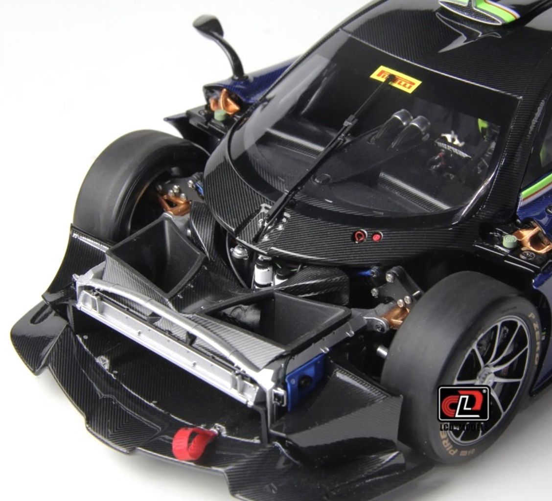 Pagani Huayra R blue carbon 1:18 LCD Model