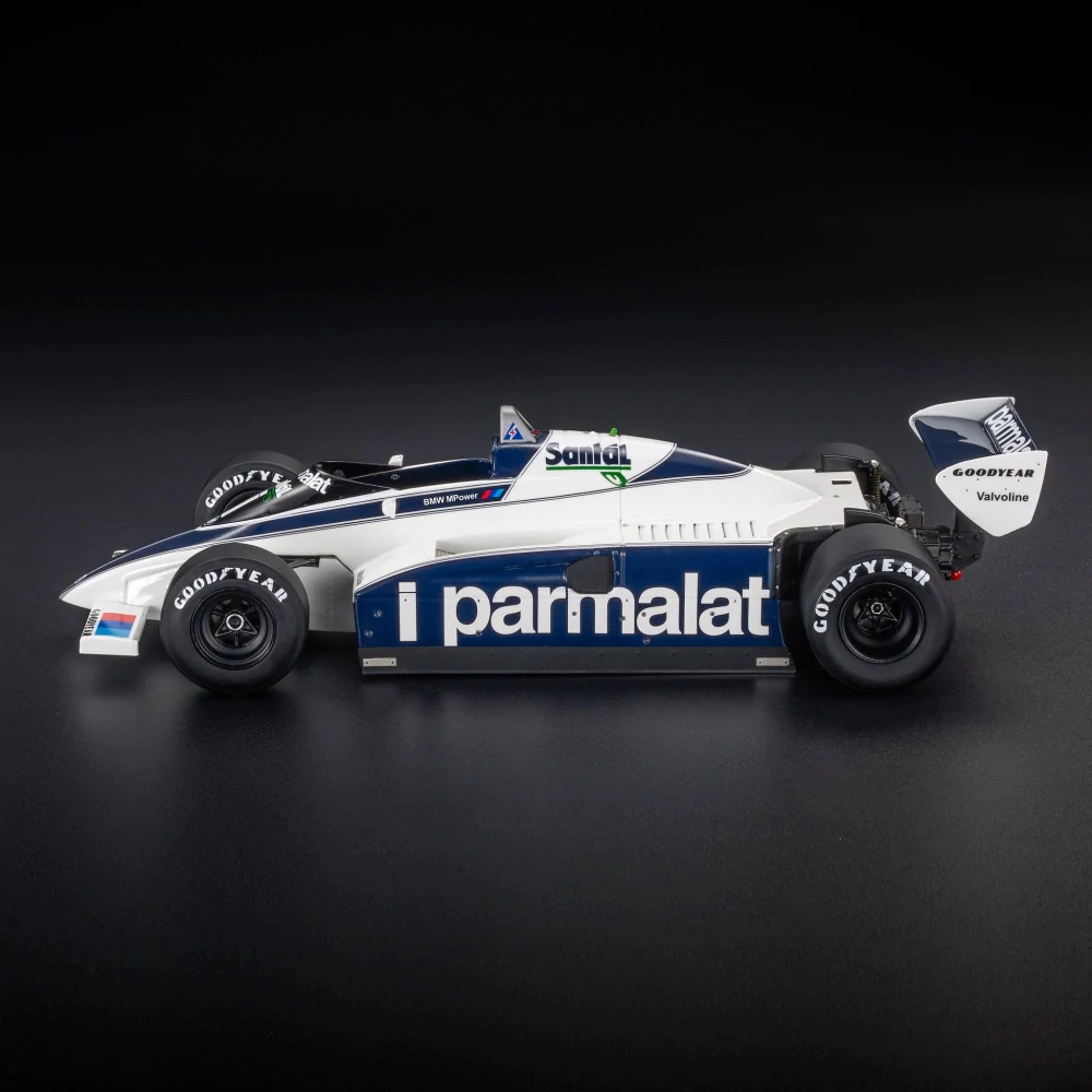 Brabham F1 BT50 Parmalat #2 R.Patrese Dutch GP 1982 with Driver Figure 1:18 GP Replicas