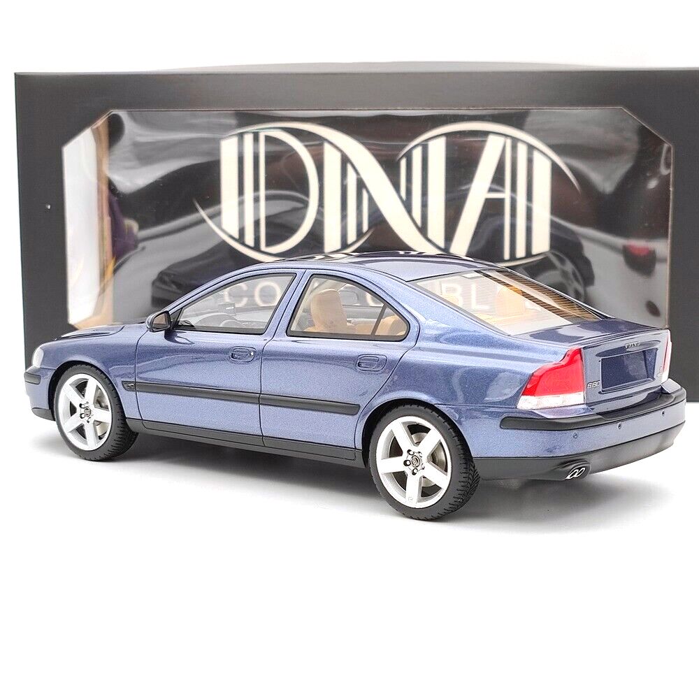 Volvo S60 R 2003 blue 1:18 DNA Collectibles