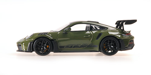 Porsche 911 (992) GT3RS 2024 nato olive/black wheels 1:43 Minichamps