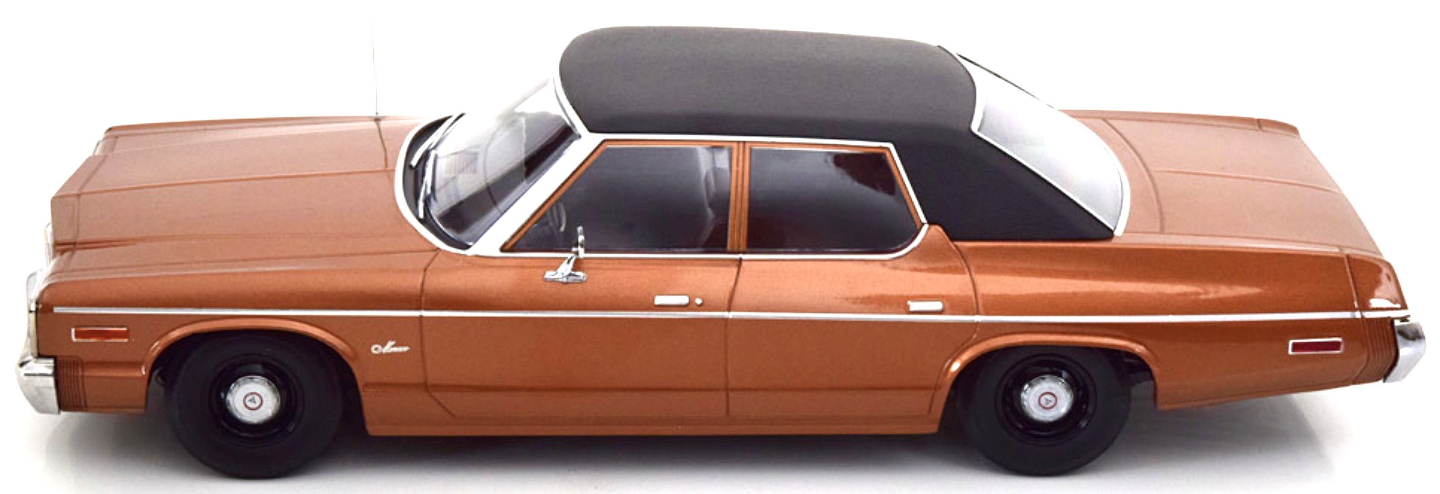 Dodge Monaco 1974 brown/black 1:18 KK Scale