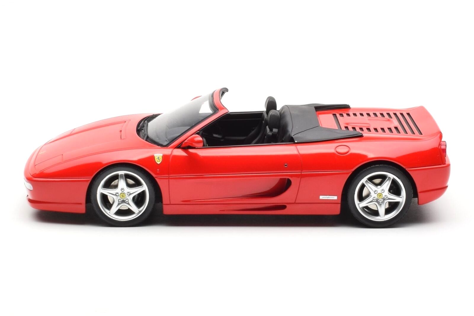 Ferrari F355 Spider Rosso corsa 1:18 GT Spirit