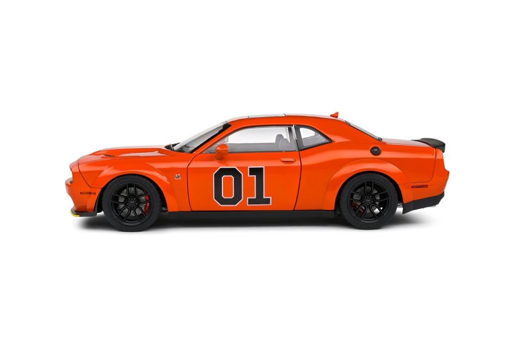 Dodge Challenger R/T Scat Pack Widebody 2023 orange 1:18 Solido