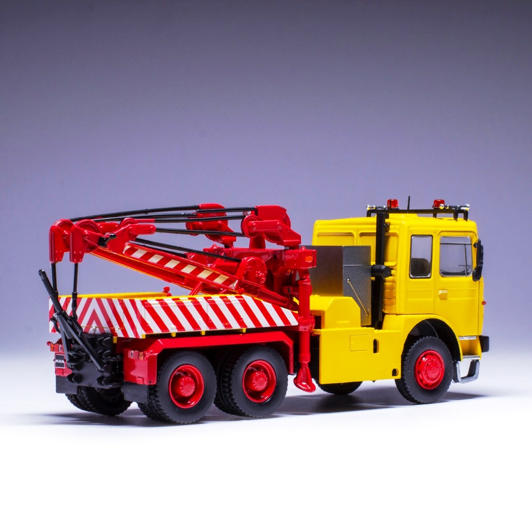 MAN F 8 26.281 Recovery Vehicle 1:43 Ixo Models