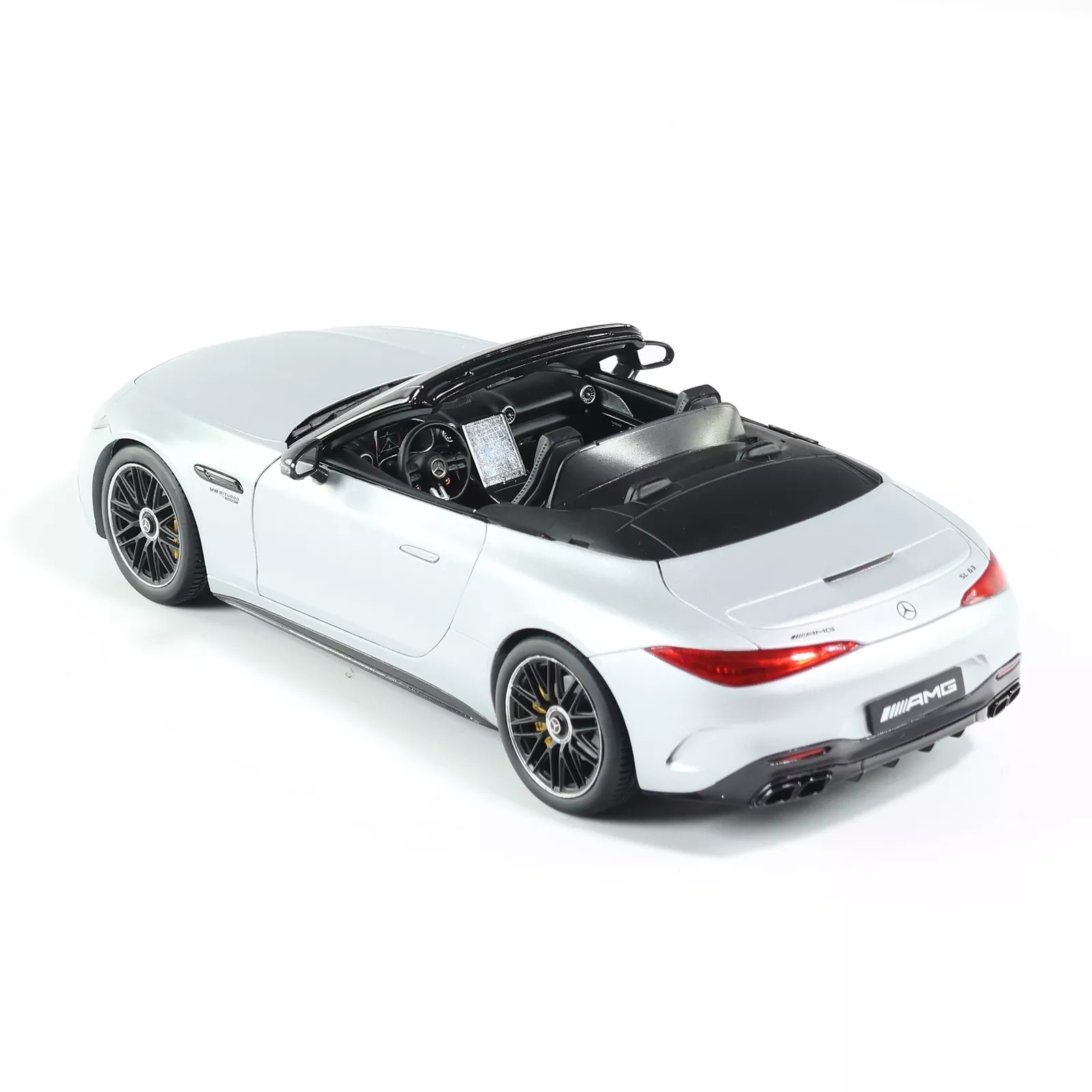 Mercedes-AMG SL 63 R232 Manufaktur hightech silver magno 1:18 iScale